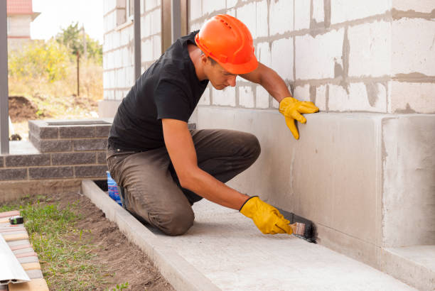 Waterproofing professionals working in Paris, MI